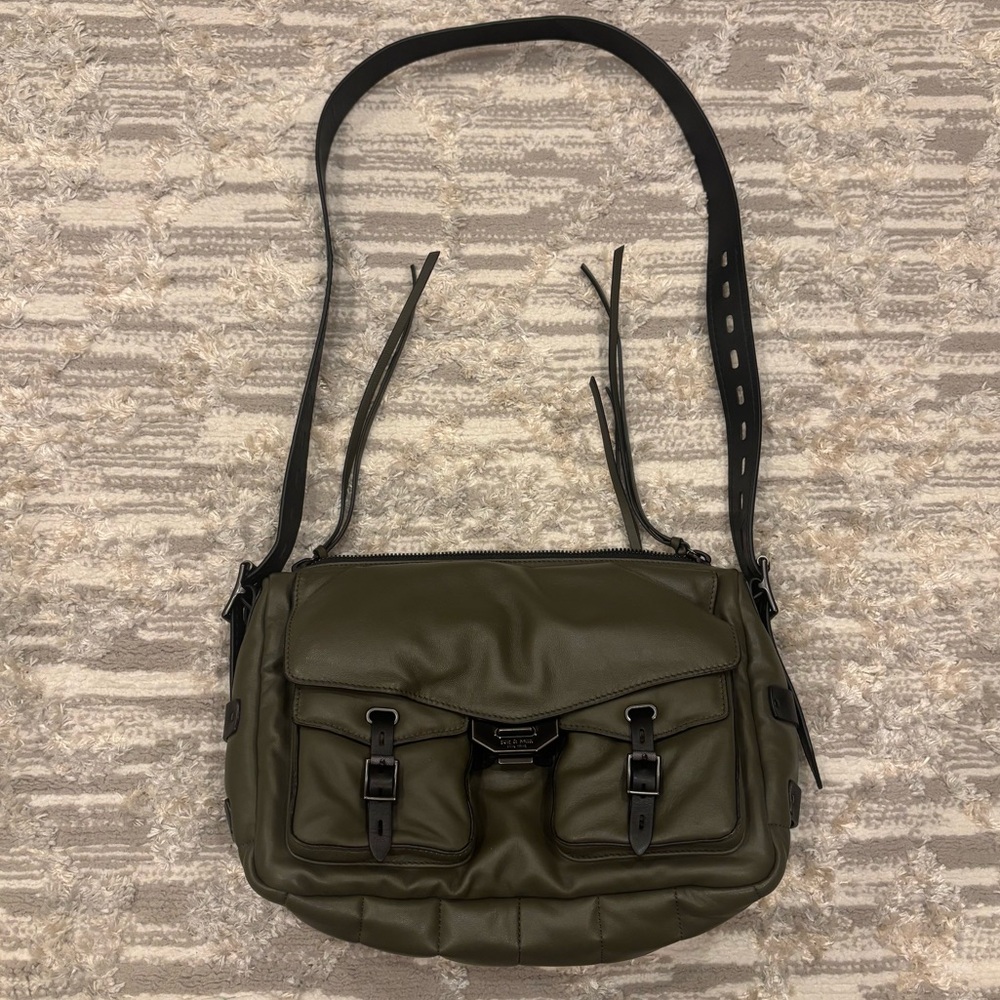 Rag & Bone Field Leather Messenger
Puffer Bag Olive Green Orange Front Flap Rare
